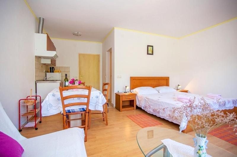 Apartment Varezic Ston Εξωτερικό φωτογραφία