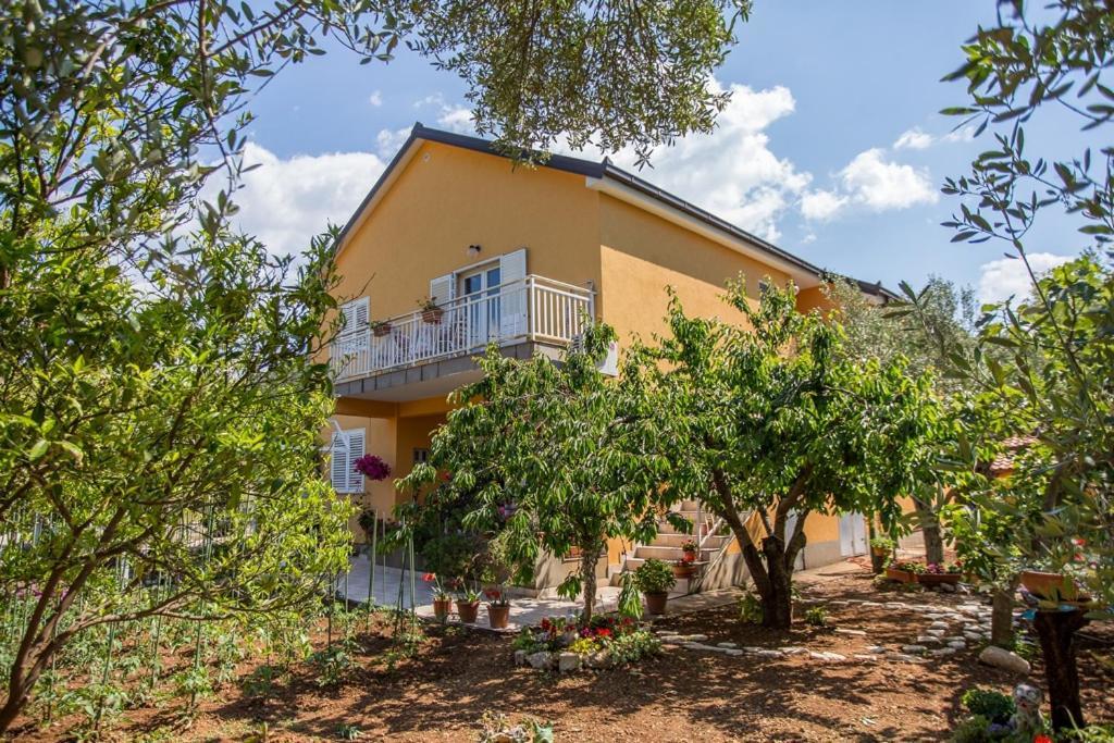 Apartment Varezic Ston Εξωτερικό φωτογραφία